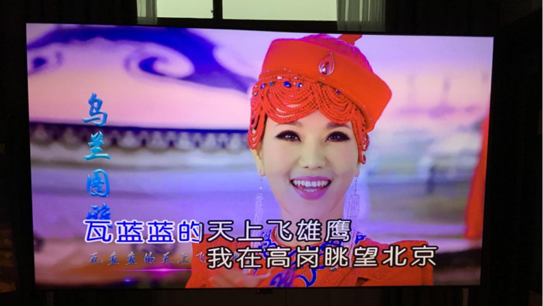小米激光电视不配幕？那需要搭配什么屏幕使用呢？【南京人生就是博音响】